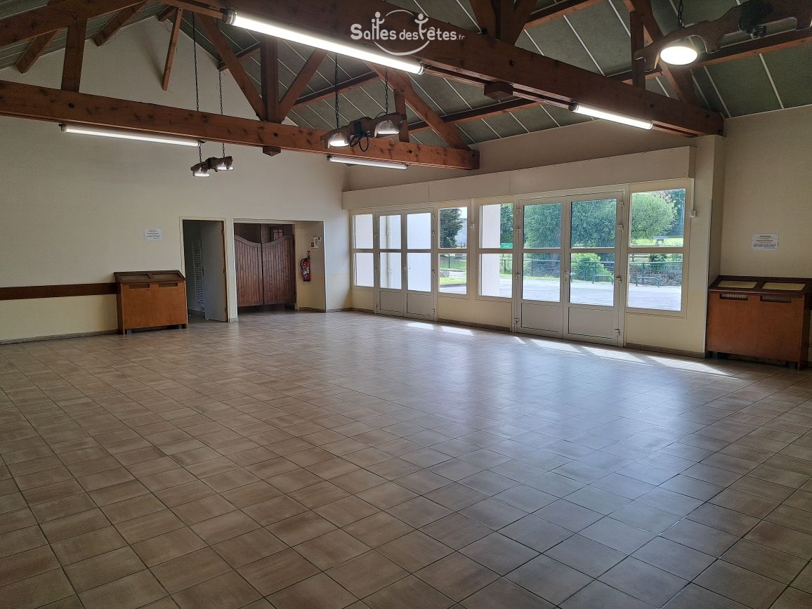 Salle des fêtes de Gesvres le Chapitre 77165