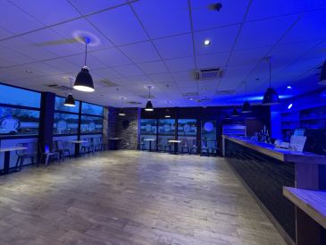 SALLE LE CRES - photo 4