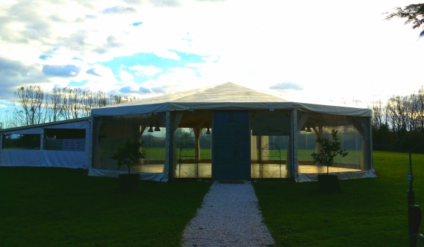 Pavillon bleu du Domaine Arros