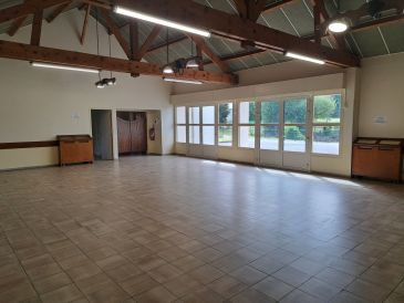 Salle des fêtes de Gesvres le Chapitre 77165 - photo 3