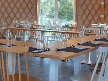 Yourte de 100m2 et terrasse de 300m² - photo 3