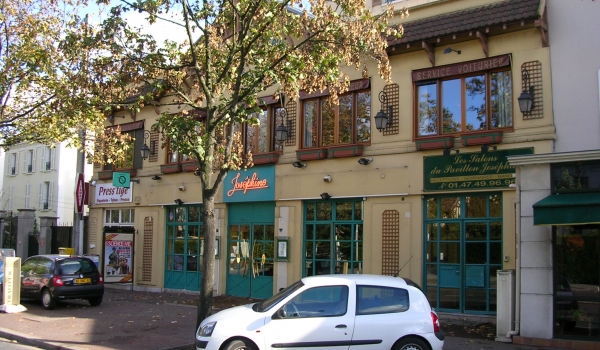 Le Pavillon Joséphine - "Grand Salon Hortense"